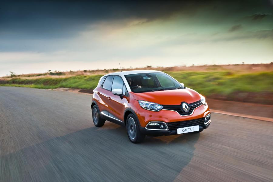  Renault Captur 2015 года  (ZA) (фото 10 из 14)